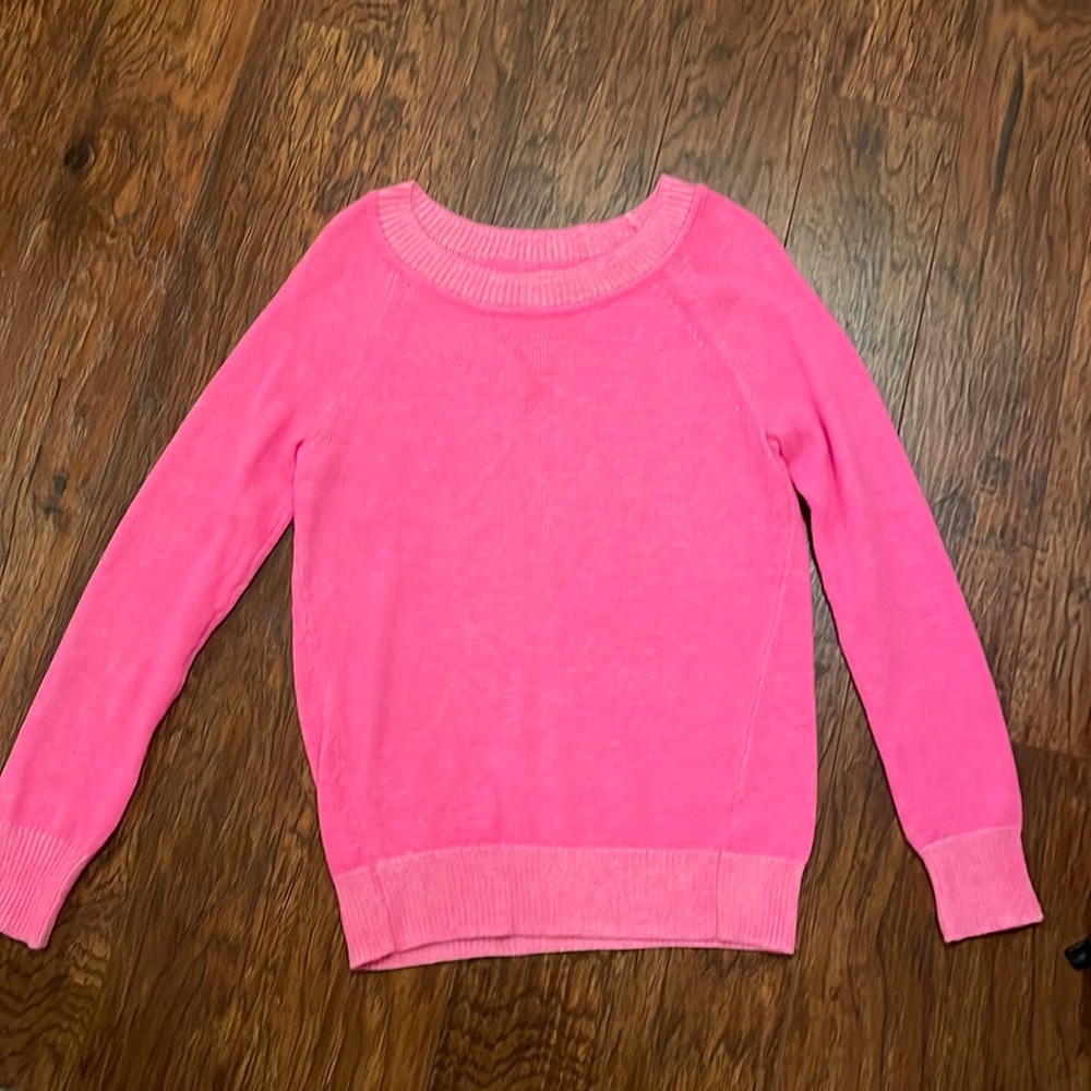 Gap sweater